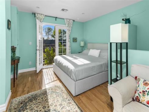 5101  Chateau  , Irvine, CA