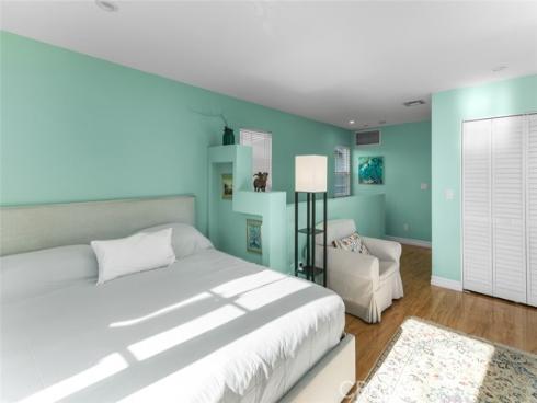 5101  Chateau  , Irvine, CA