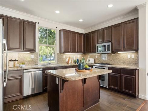 42  Land Grant  , Irvine, CA