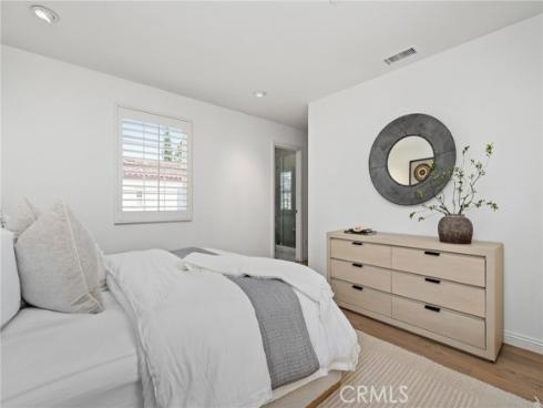 117  White Flower  , Irvine, CA