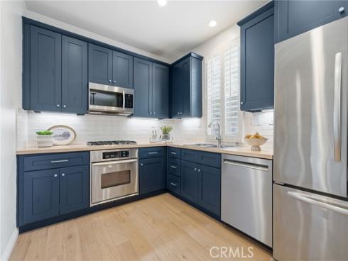 117  White Flower  , Irvine, CA