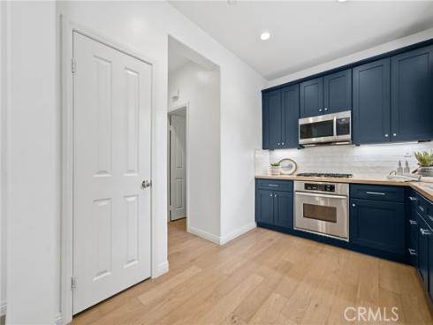 117  White Flower  , Irvine, CA