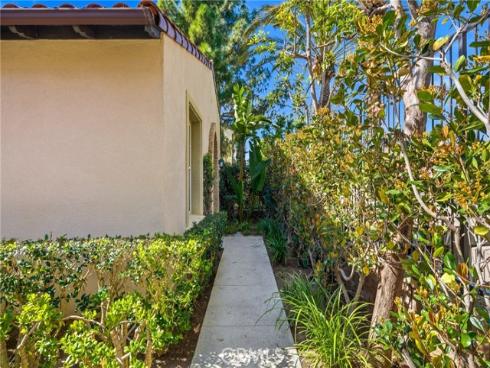 79  Canyoncrest  , Irvine, CA