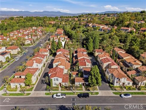 79  Canyoncrest  , Irvine, CA
