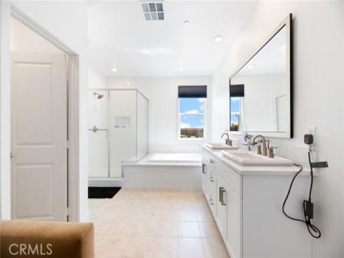 188  Merit  , Irvine, CA