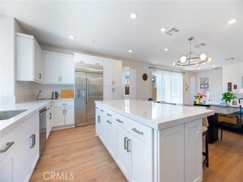 188  Merit  , Irvine, CA