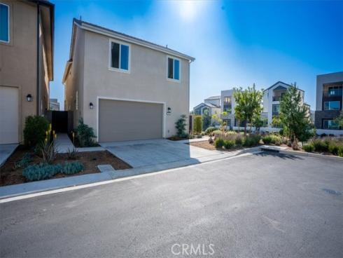 188  Merit  , Irvine, CA