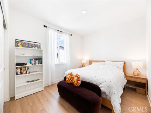 188  Merit  , Irvine, CA