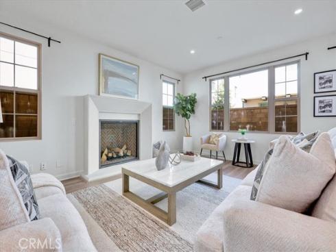 114  Bouquet  , Irvine, CA