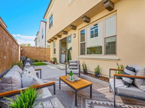 114  Bouquet  , Irvine, CA