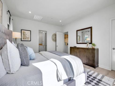 114  Bouquet  , Irvine, CA