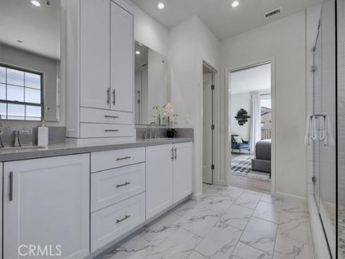 114  Bouquet  , Irvine, CA