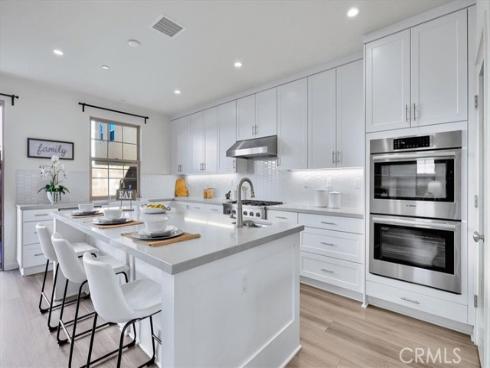 114  Bouquet  , Irvine, CA