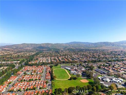 12  Filare  , Irvine, CA