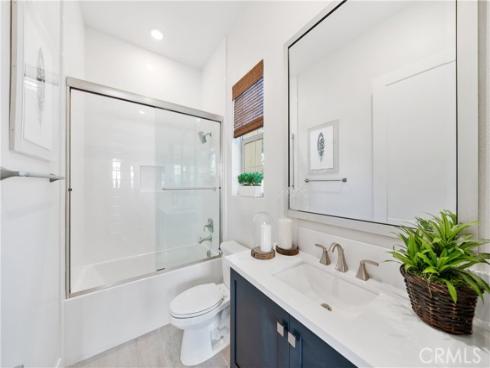 94  Swift  , Irvine, CA