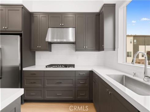 312  Tank  , Irvine, CA