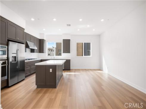 312  Tank  , Irvine, CA