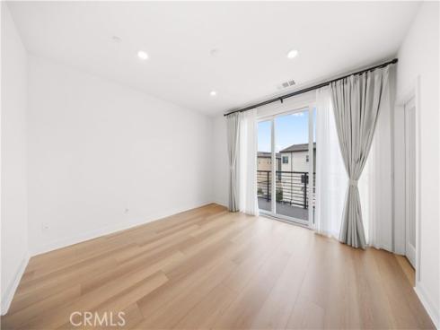 312  Tank  , Irvine, CA