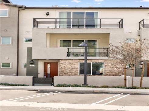 312  Tank  , Irvine, CA