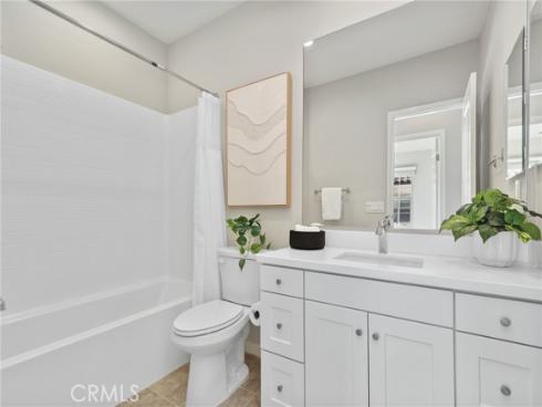 147  Excursion  , Irvine, CA