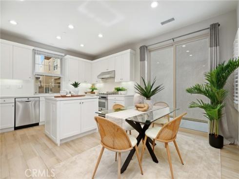 147  Excursion  , Irvine, CA