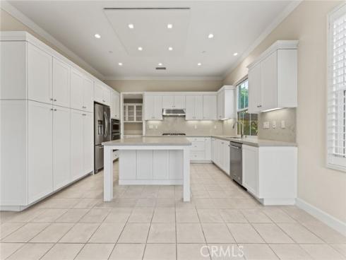 105  Landover  , Irvine, CA