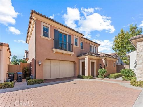 105  Landover  , Irvine, CA