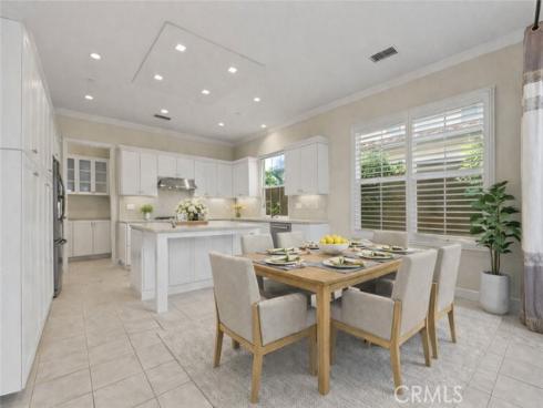 105  Landover  , Irvine, CA