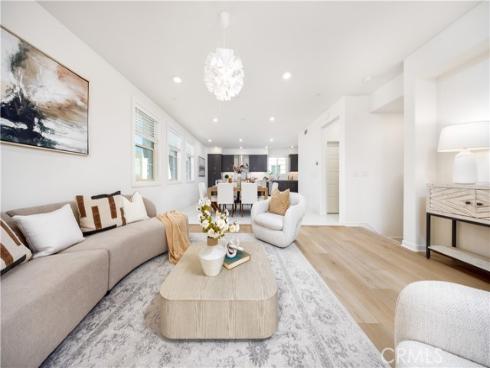 222  Harringay  , Irvine, CA