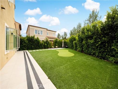 242  Sutters  , Irvine, CA