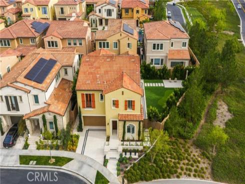 242  Sutters  , Irvine, CA