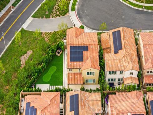 242  Sutters  , Irvine, CA