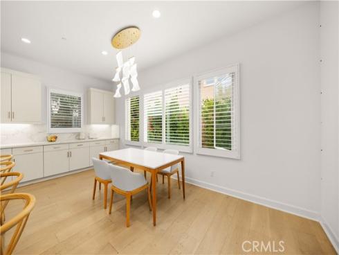 242  Sutters  , Irvine, CA