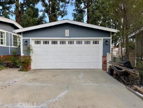 5200  Irvine  183  Boulevard, Irvine, CA