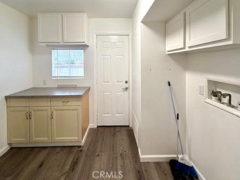 5200  Irvine  183  Boulevard, Irvine, CA