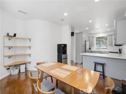 8  Cuzzano Aisle  , Irvine, CA