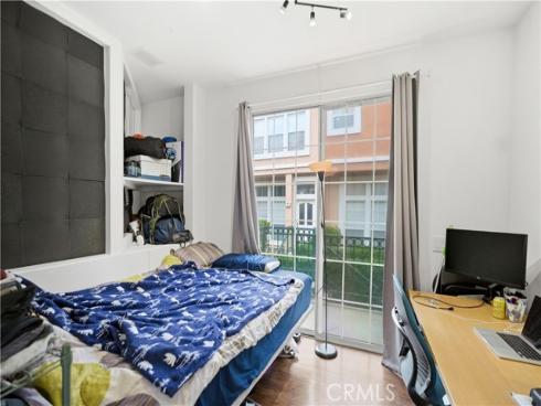 8  Cuzzano Aisle  , Irvine, CA