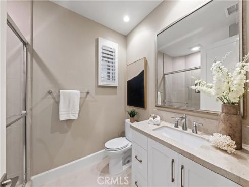 140  Statura  , Irvine, CA