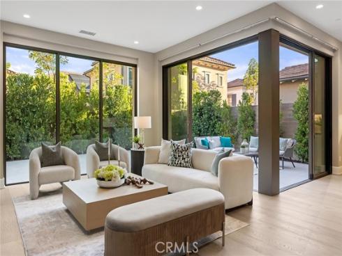 140  Statura  , Irvine, CA