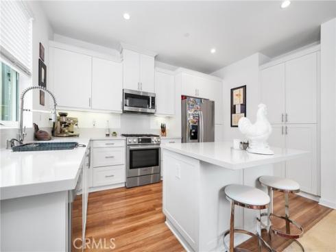 2210  Synergy  , Irvine, CA