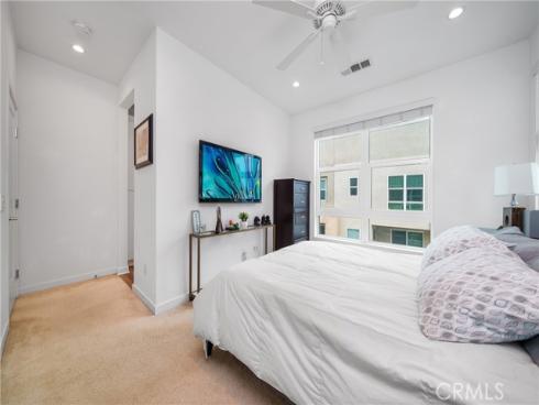 2210  Synergy  , Irvine, CA