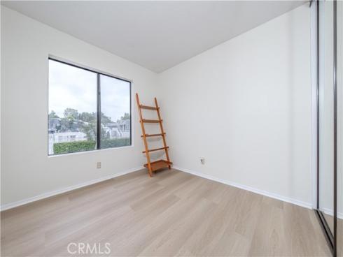 305  Huntington  , Irvine, CA