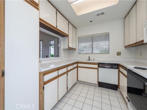 305  Huntington  , Irvine, CA