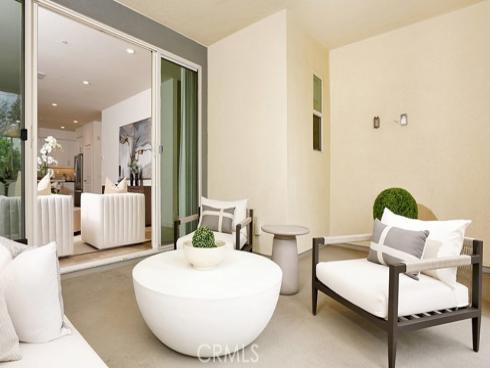 743  Beacon  , Irvine, CA