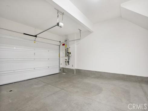 743  Beacon  , Irvine, CA