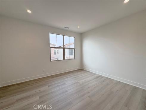 120  Awning  , Irvine, CA