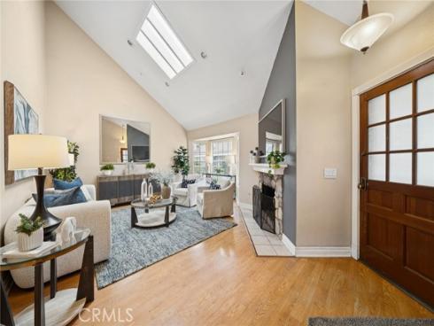 10  Prescott  , Irvine, CA