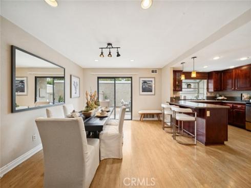 10  Prescott  , Irvine, CA