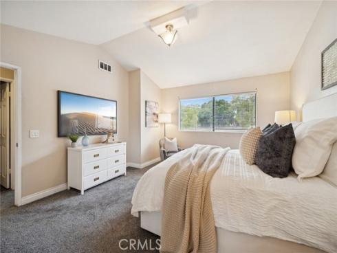 10  Prescott  , Irvine, CA