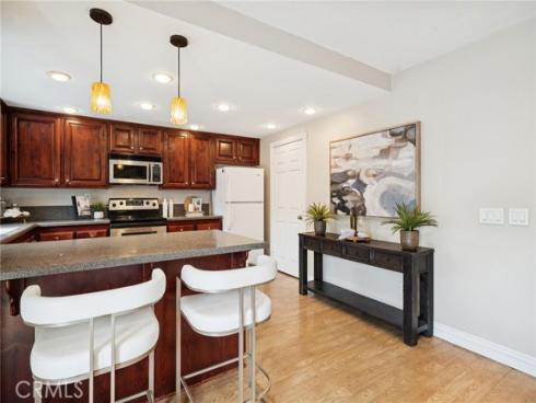 10  Prescott  , Irvine, CA